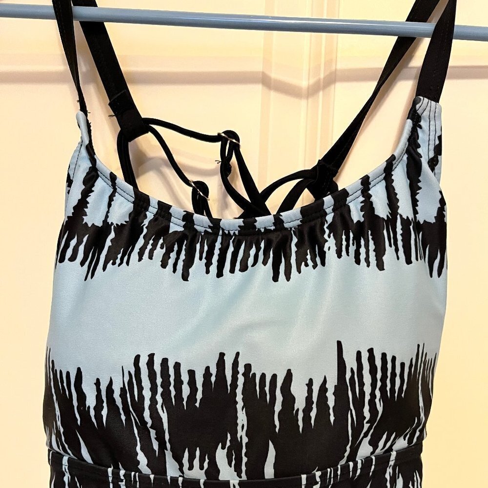 Women’s Blue Multi Tankini Swim Top Women’s Large - Picture 2 of 4